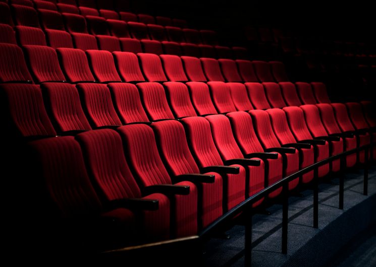 Festival In «Hamlet»_Les Angles