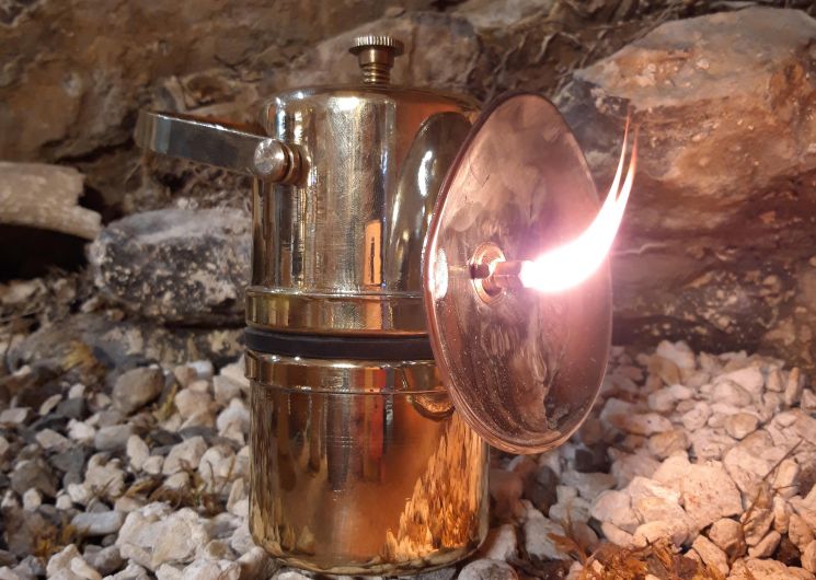 lampe à carbure