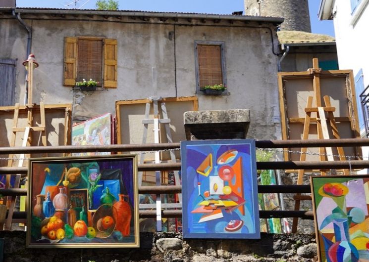 Exposition de peinture de la placette_Tarascon-sur-Ariège