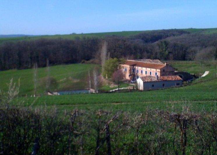 ensemble des batiments et piscine