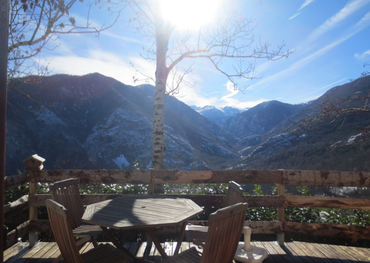 Le Chalet de Larcat 4 Personnes, séjour cosy face au plateau de Beille