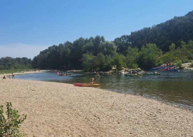 ACCES PLAGE GARDON