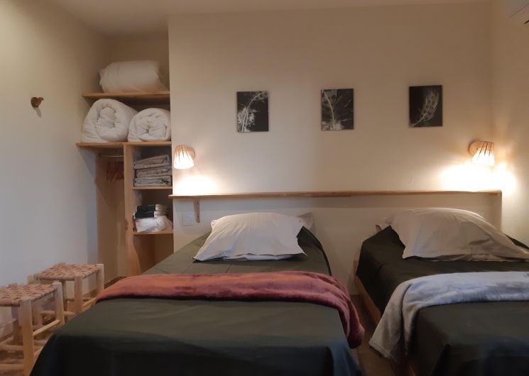 chambre 2/3 lits 90/niveau 2