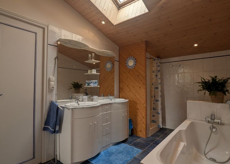Etage - Salle de bains / WC