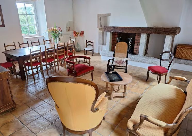 A l'orée du bois et du château_Lacaune