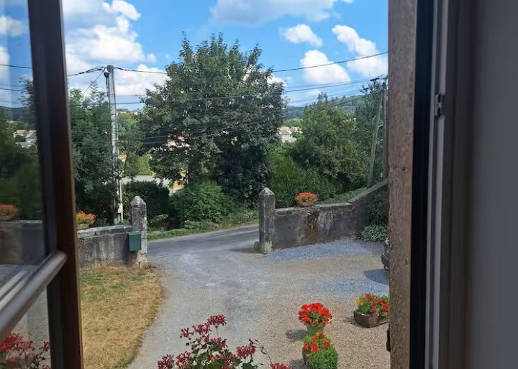 A l'orée du bois et du château_Lacaune