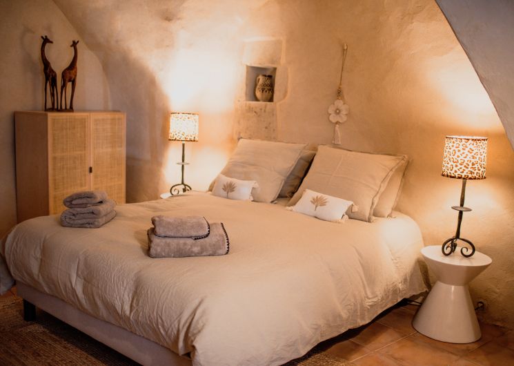 Chambre Awa sous voûtes avec Lit Queen Size