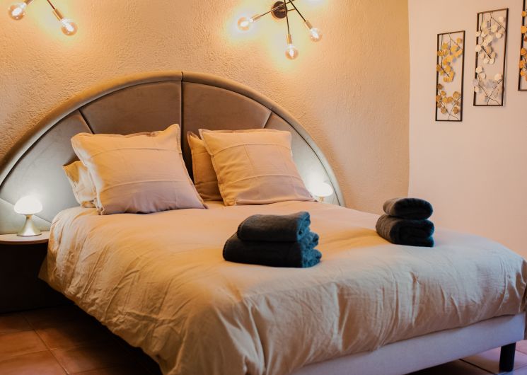 Chambre Ginkgo climatisée avec Lit Queen Size