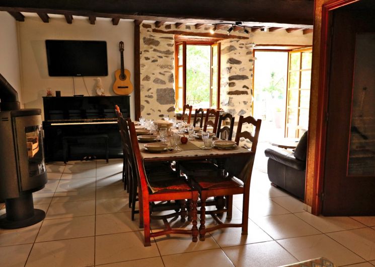 Gîte familial la petite ferme d'en courtiels 8 personnes_Aulos-Sinsat