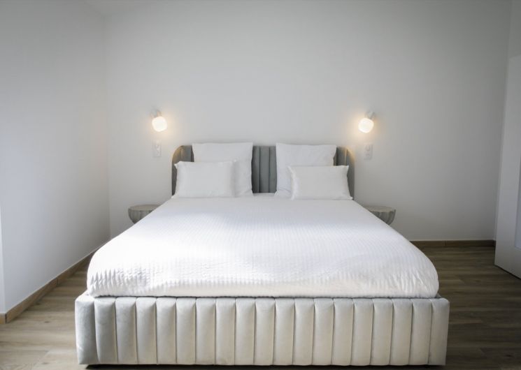 Suite 1 - lit 180