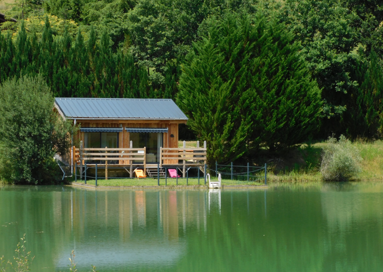 vue lac chalet Poppy