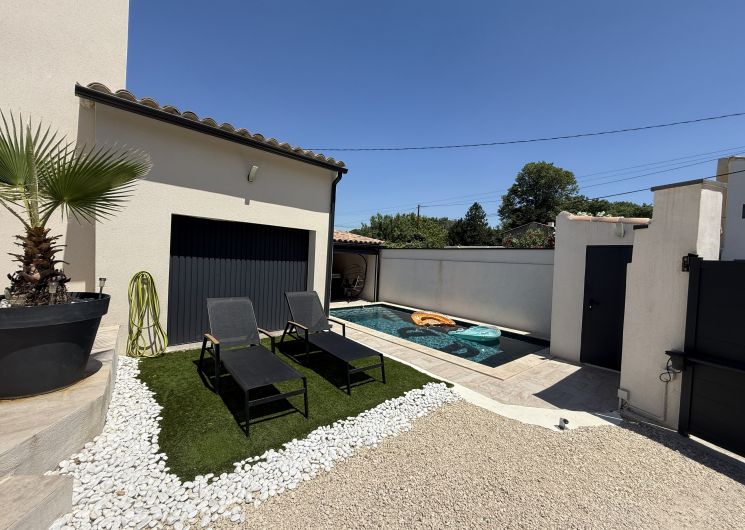 Maison avec piscine & jacuzzi à 5 min d’Avignon_Les Angles
