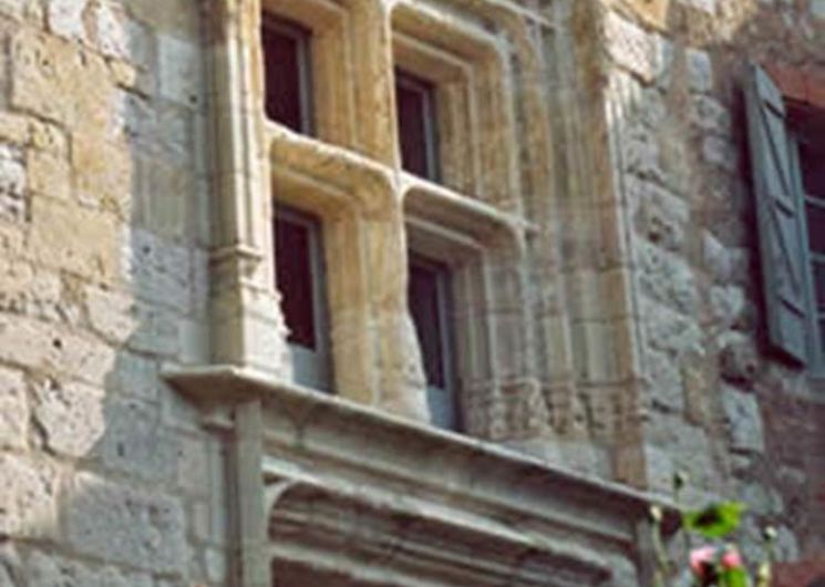 Fenêtres à meneaux - Château de Larrazet