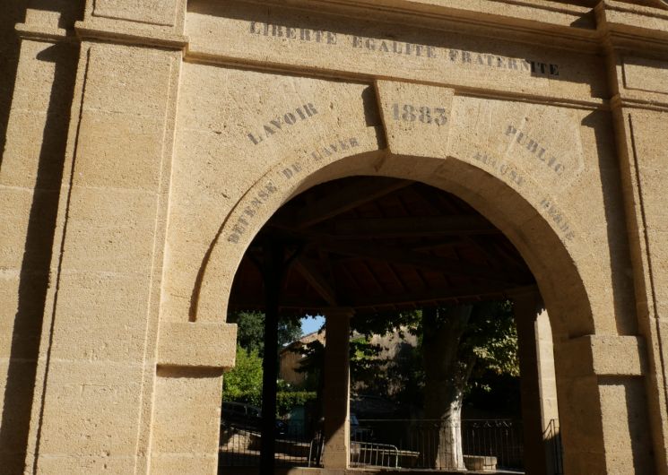 Lavoir Vers Pont du Gard