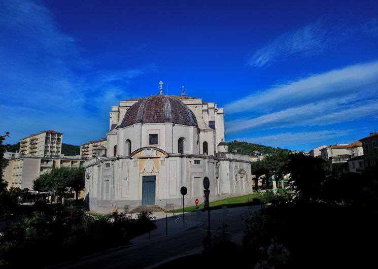 La Cathédrale Saint Jean Baptiste d'Alès_Alès