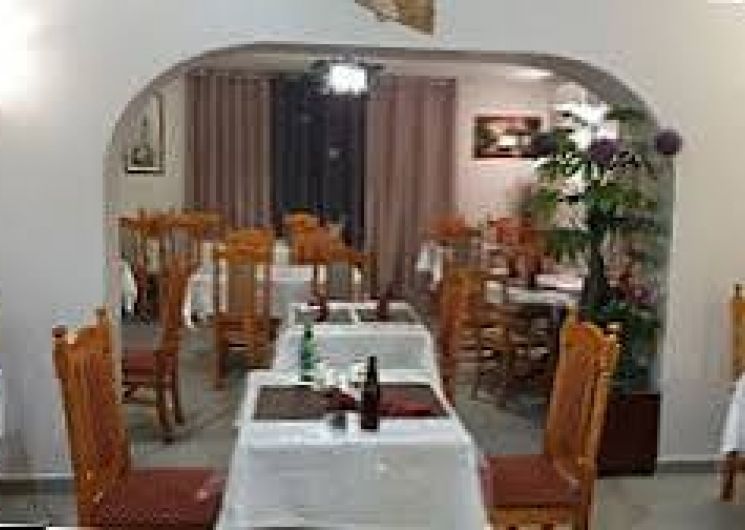 Le Petit Saigon Vietnamese Restaurant_Labastide-Saint-Georges