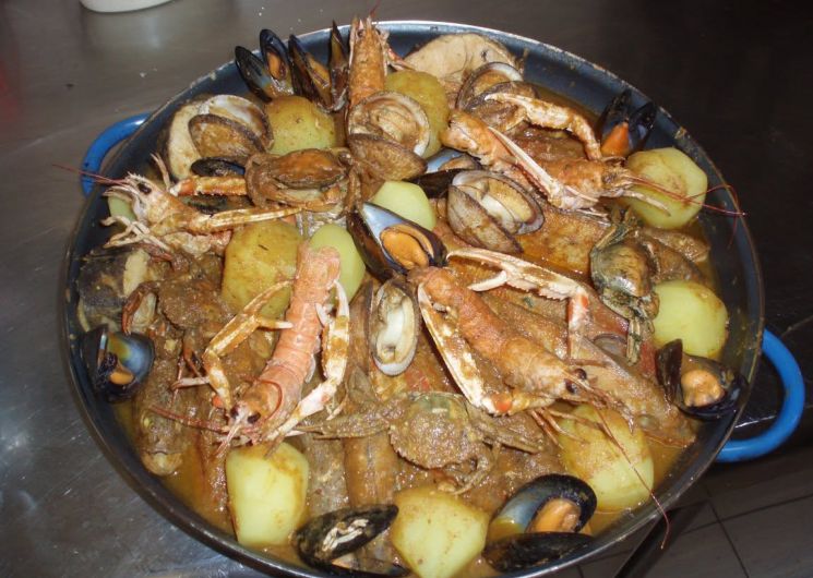 Plat à partager à base de crustacés