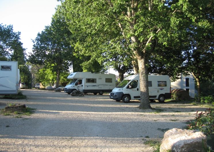 Aire de camping-car municipale de Sauveterre-de-Rouergue