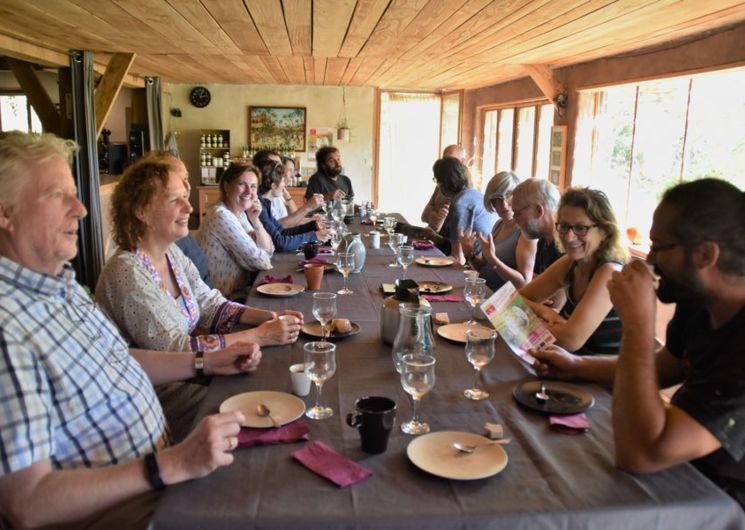 Naturellement Simples - Table d'Accueil Paysan