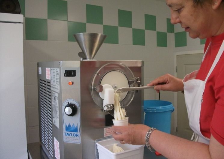 Glace artisanale au lait de brebis