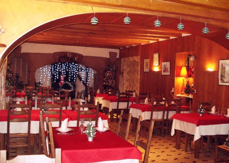 Salle restaurant L'Auberge Aux portes de Conques