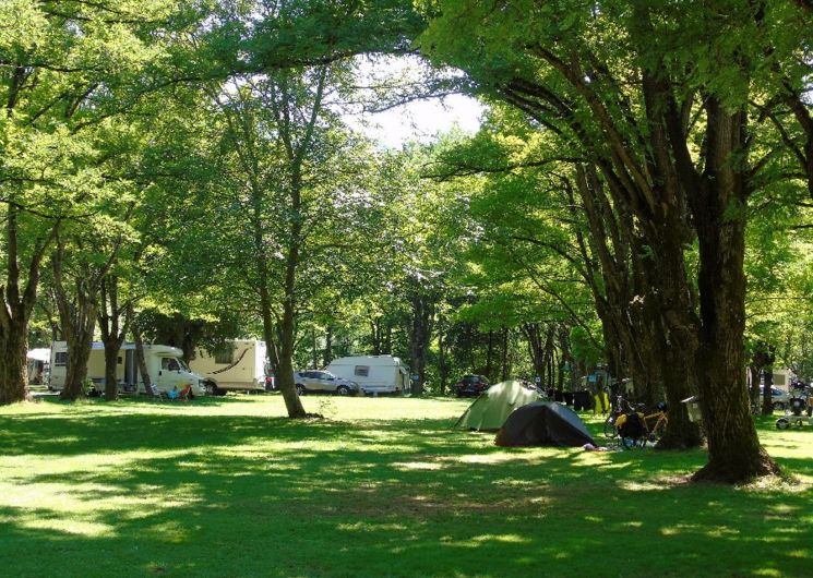 Camping Belle Rive