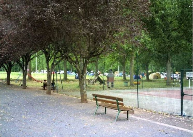 Aire naturelle de camping municipale 