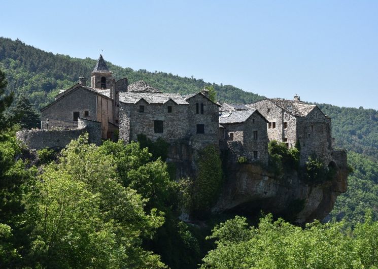 hameau perché de Cantobre