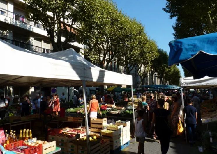 MARCHE ALIMENTAIRE DEPLACÉ