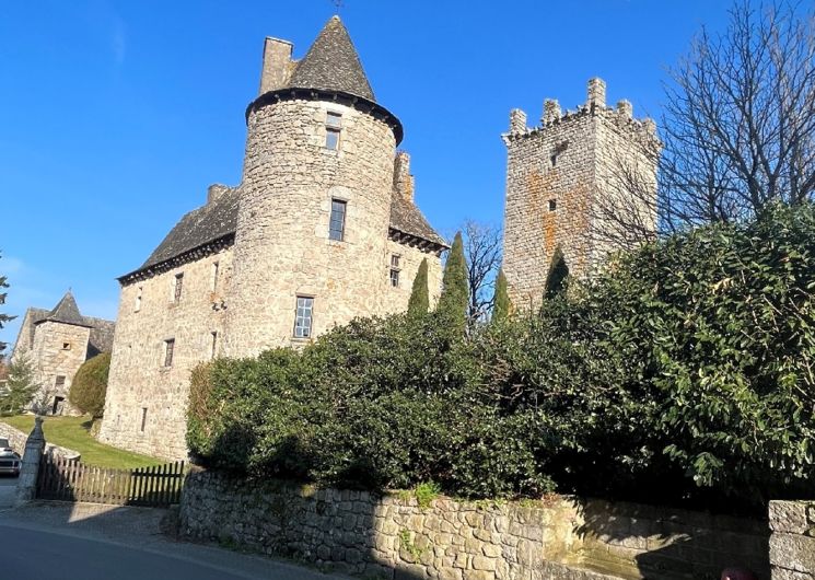 Visite Tour du château de Sénergues