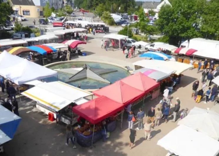 Marché hebdomadaire de Luc-la-Primaube