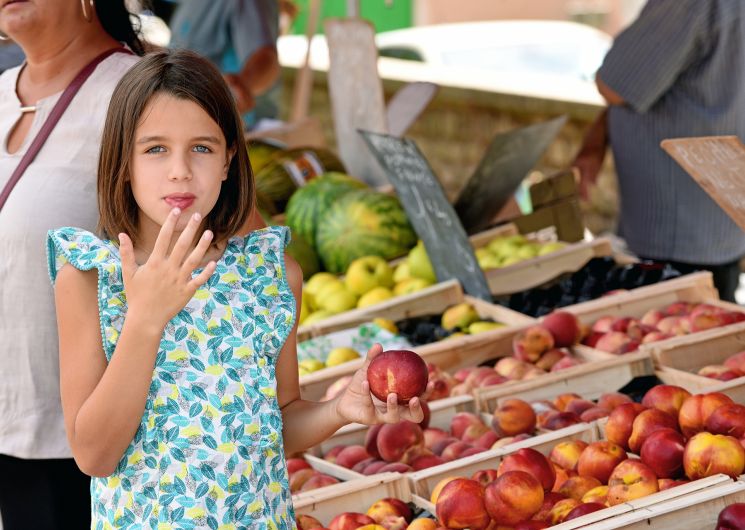 Marché estival d'Aiguèze