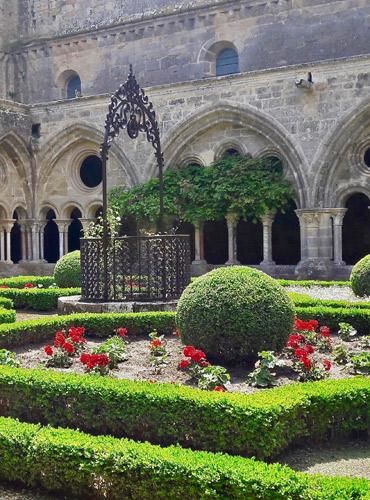 Narbonne - Abbaye De Fontfroide - Tourisme En Occitanie