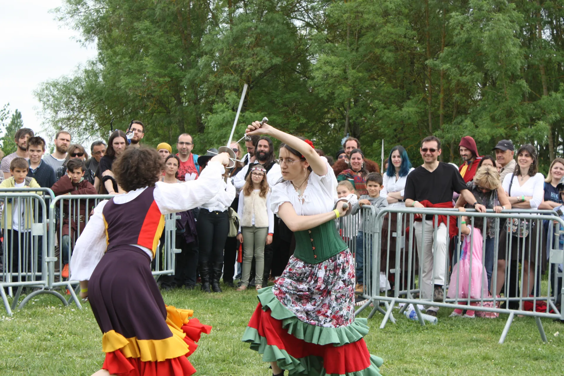500 ANS CLOCHER CATHÉDRALE - Combat d'escrime du XVIIe siècle 