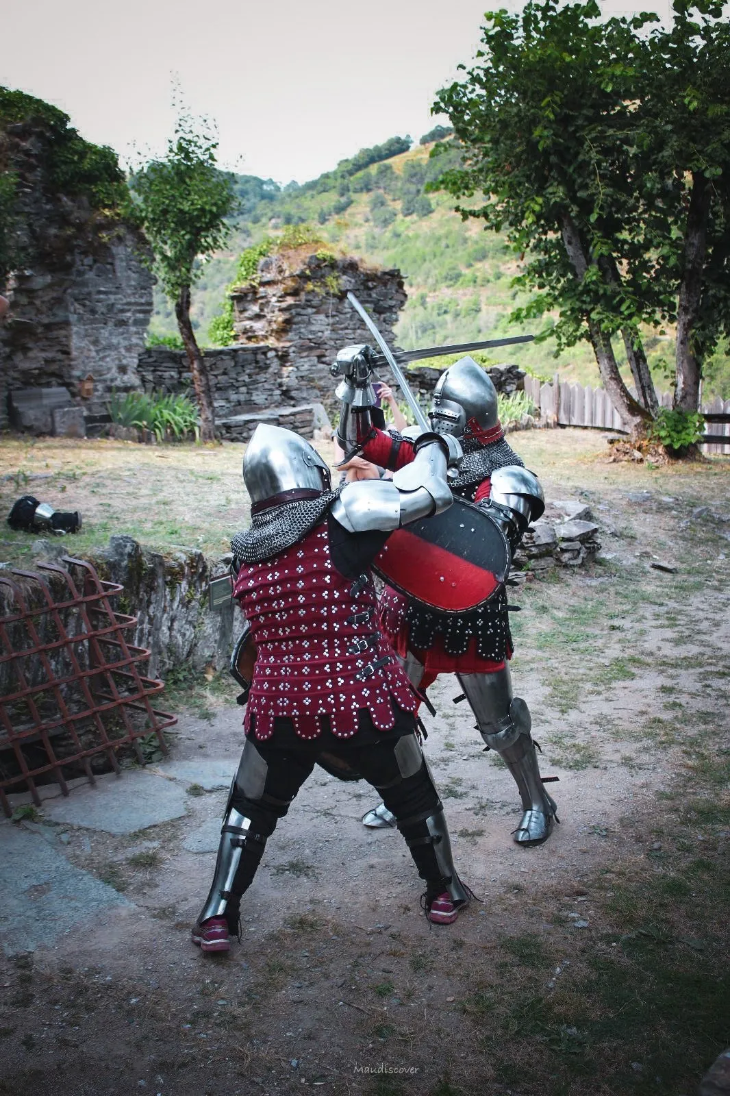 500 ANS CLOCHER CATHÉDRALE - Spectacle d'escrime 