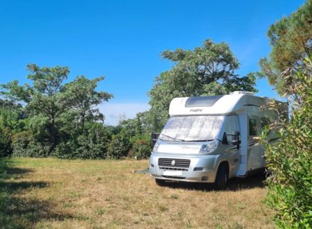 AIRE DE SERVICE CAMPING-CAR - CAMPING OLIVIGNE 