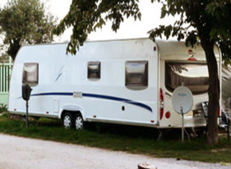 CAMPING LES OLIVIERS 