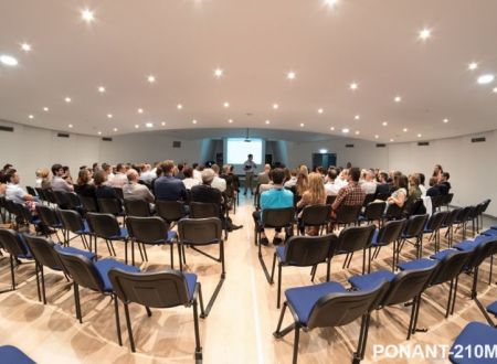 LE YACHT CLUB DE PORT CAMARGUE - CENTRE DE CONGRES ET SEMINAIRES 