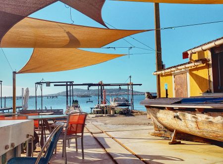 LE CERCLE DES HUÎTRES 