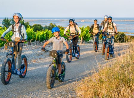 TROTINETTE ÉLECTRIQUE DANS LE VIGNOBLE DE LEUCATE AVEC TROTTUP 