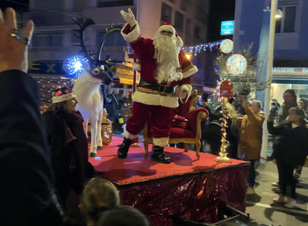 VENEZ RENCONTRER LE PÈRE NOËL 