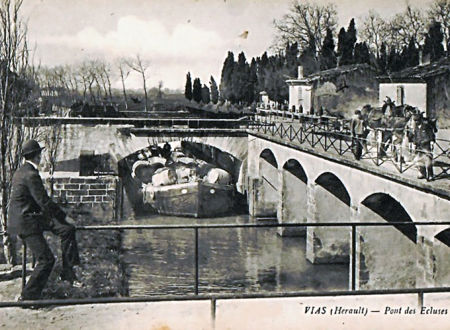 DÉLICIEUSES AVENTURES - LE CANAL DU MIDI, LES OUVRAGES DU LIBRON ET LE DOMAINE DE SAINT PIERRE 