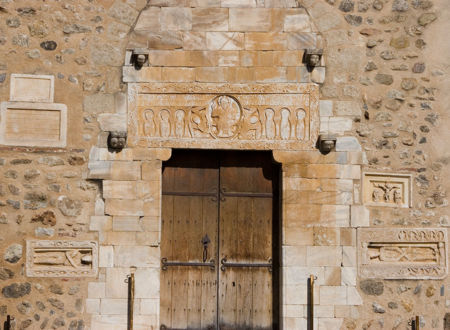 VISITE DU CLOÎTRE ET DE L'EGLISE SAINT-GENIS-DES-FONTAINES 