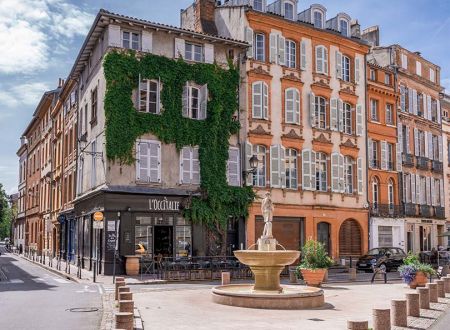 AU COEUR DU QUARTIER SAINT-ÉTIENNE 