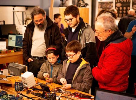 LE MARCHÉ DES MAKERS 