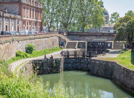UNE BALADE ARCHITECTURALE À DEUX VOIX, LE CANAL DE BRIENNE 