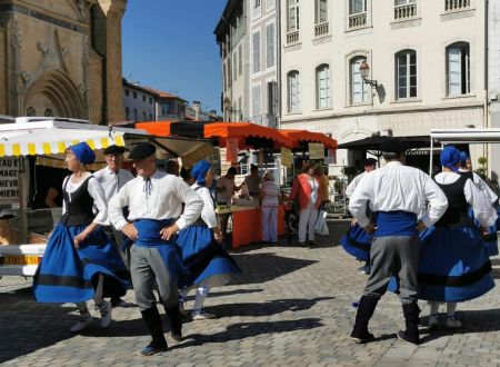 FESTIVAL FOLKLORIQUE 