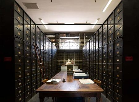 PLONGÉE DANS LE ARCHIVES SECRÈTES DU CANAL 