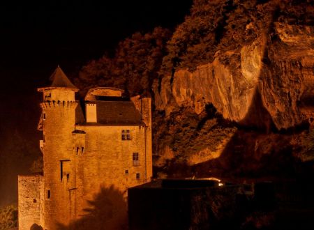 Visite Nocturne du Château de Larroque-Toirac 