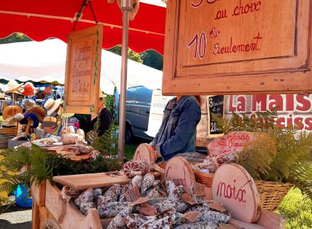 Marché à Cazals 